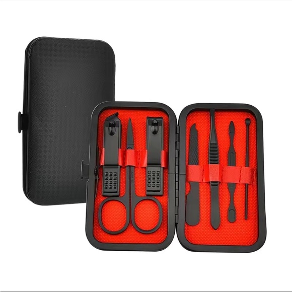 7 Piece Manicure Set - Black and Red - Picture 4 of 7
